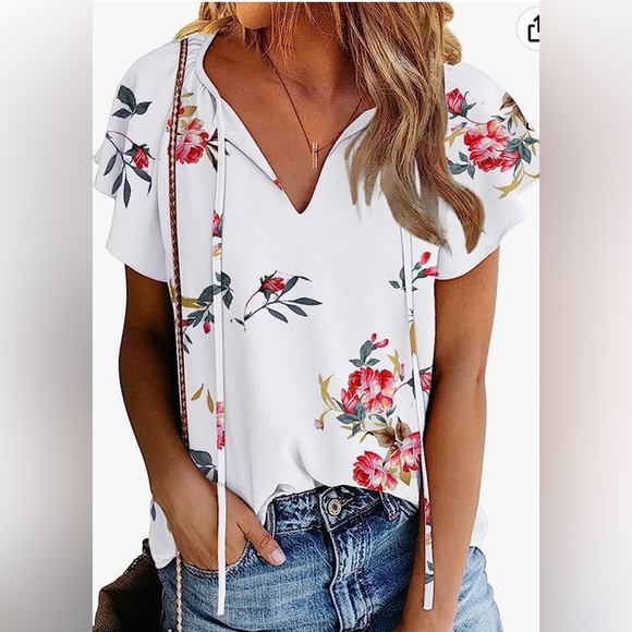 Tops - NWOT Women's Floral Print V Neck Ruffle Short Sleeve Loose Blouse XL